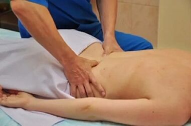 масаж като метод за лечение на гръдна остеохондроза